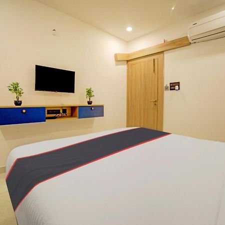 Collection O Lakeview Castle Hotel Warangal Exterior photo