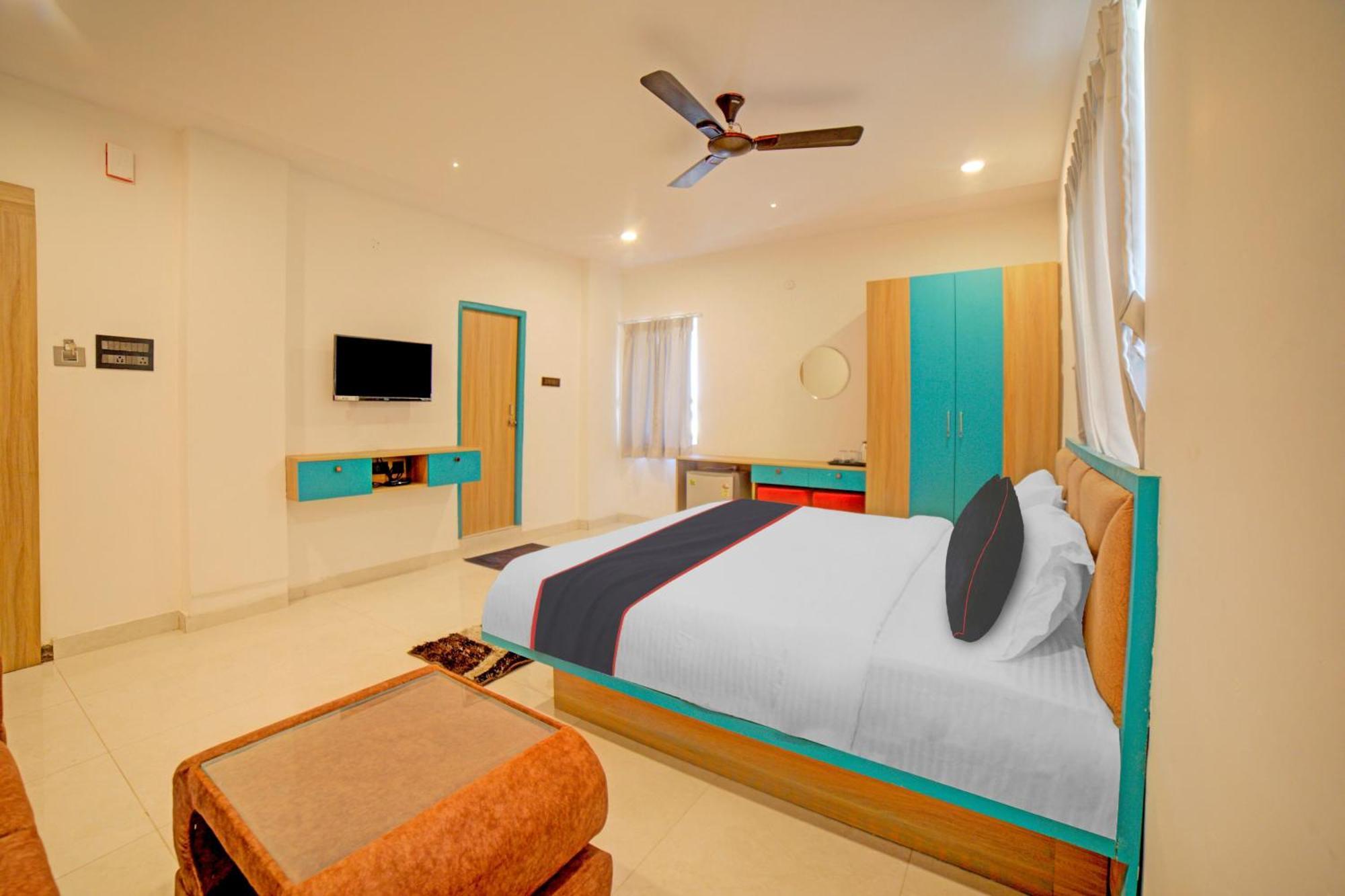Collection O Lakeview Castle Hotel Warangal Exterior photo